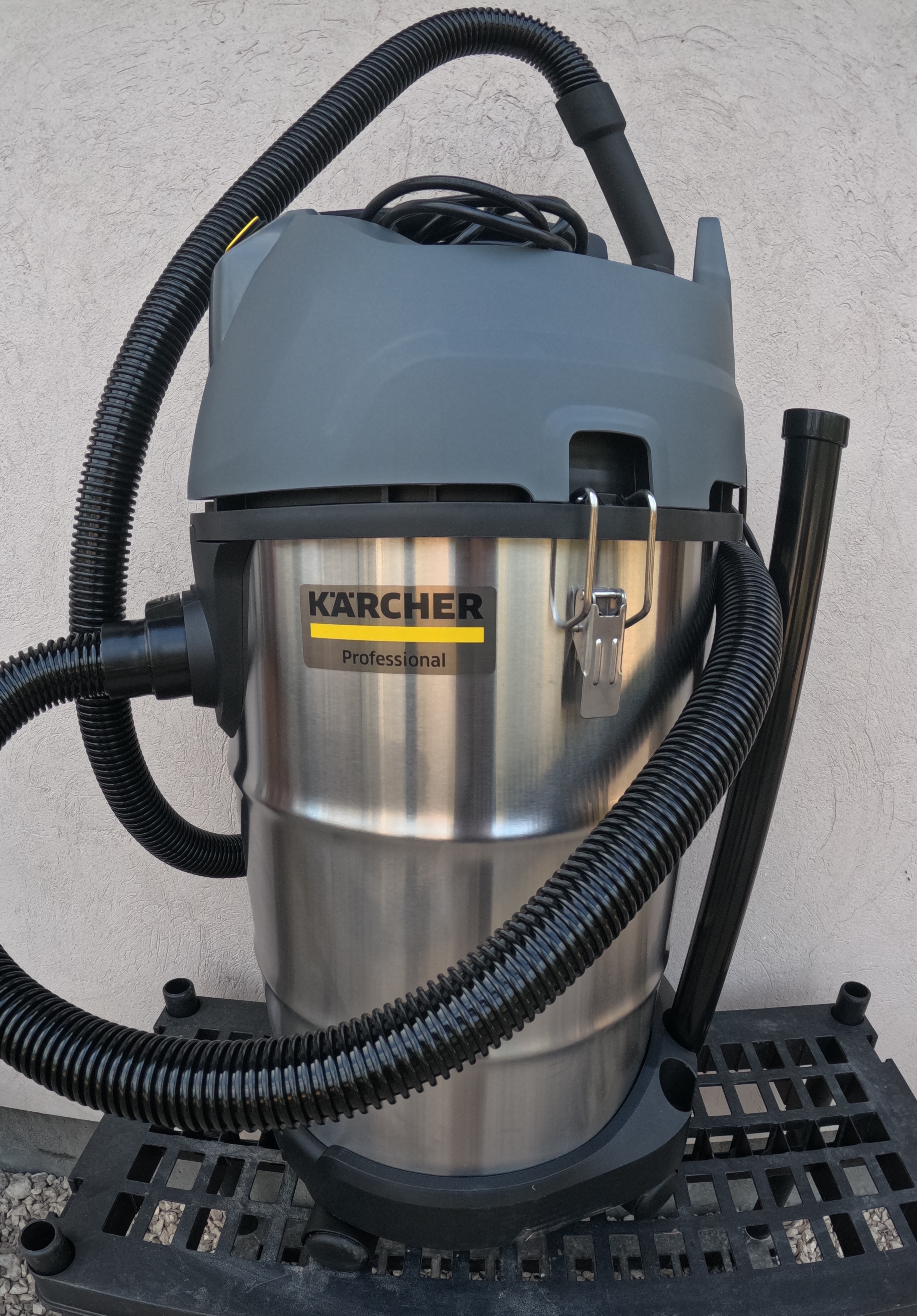 Aspirator profesional Kärcher NT 38/1 Classic